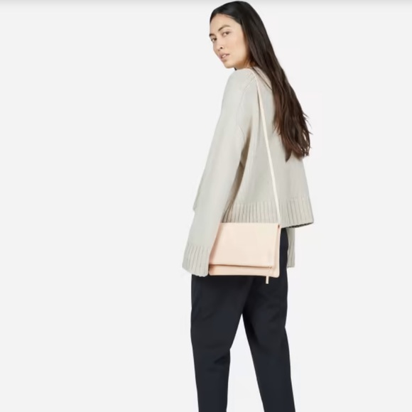 Everlane The Foldover Crossbody - Picture 4 of 4